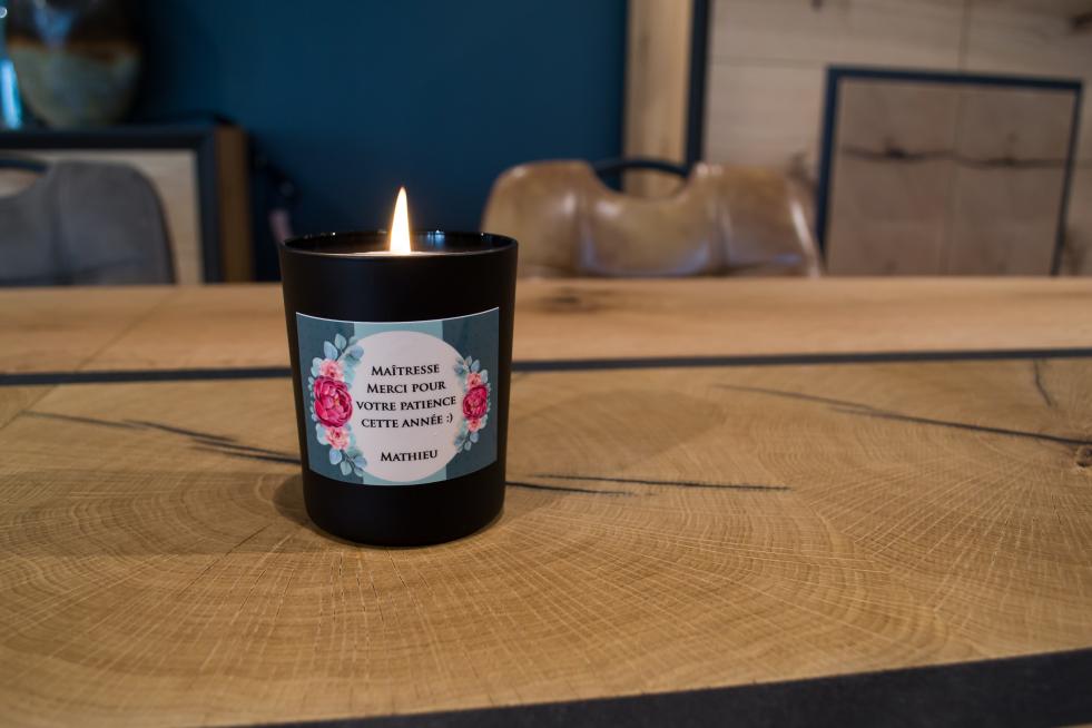 Bougie personnalisée pour les maitresses